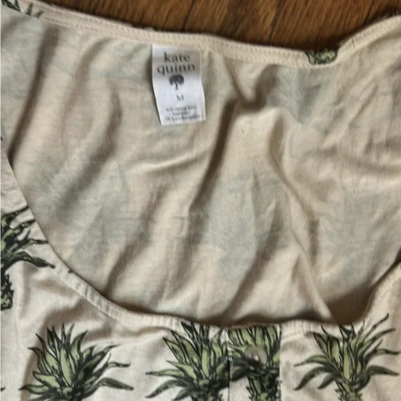 Kate Quinn - Picture 2 of 3